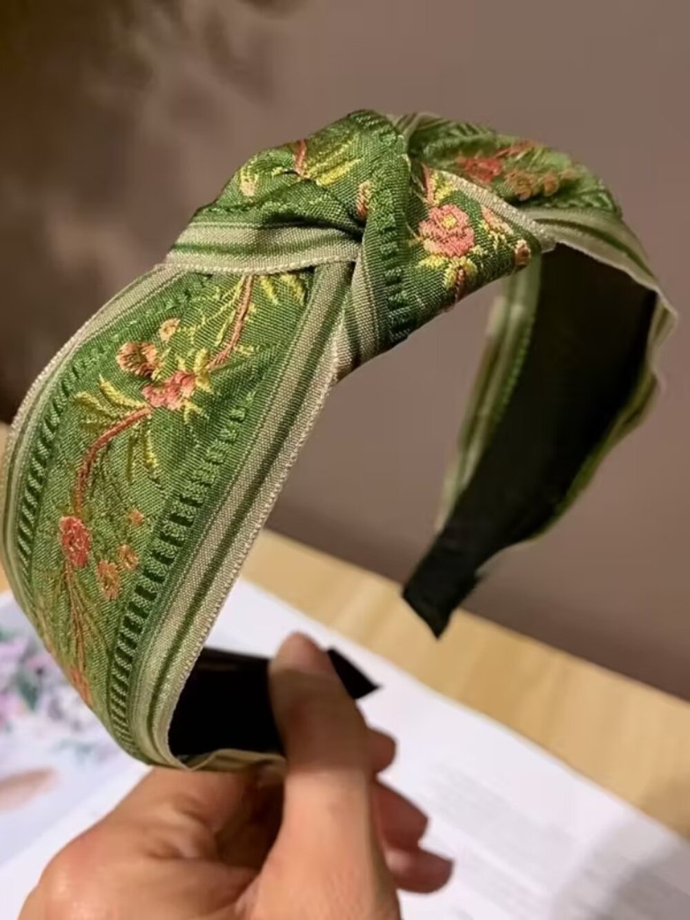 BOHEMIAN HEADBAND IN GREEN
